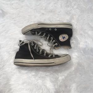 Black and White Converse High Tops size 6